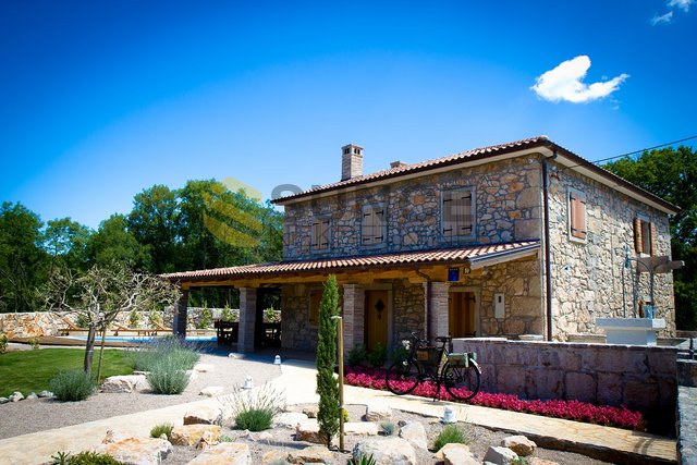 The island of Krk, beautifully decorated old stone house with a large garden and pool!