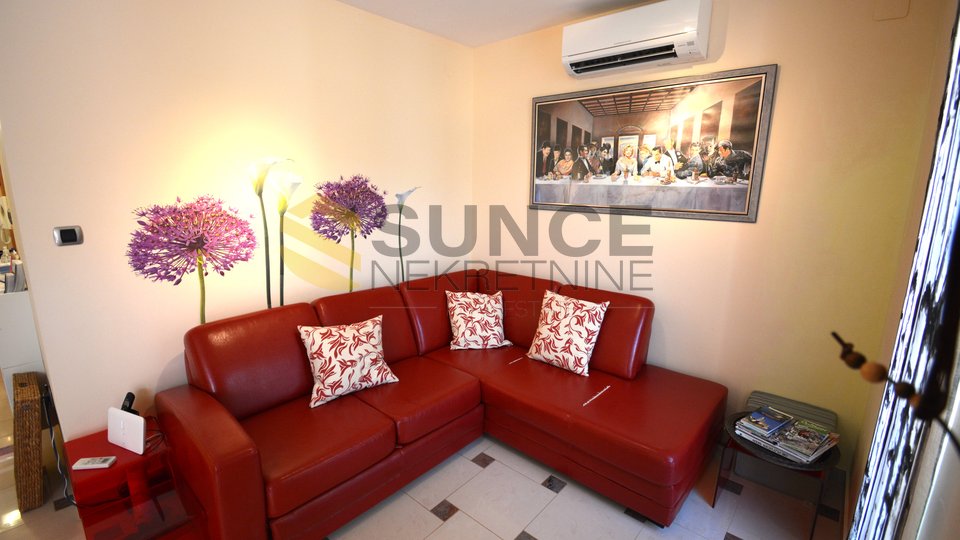BAŠKA, FULLY FURNISHED APARTMENT IN A GREAT LOCATION 200M FROM THE BEACH!