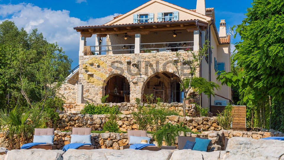 Malinska, beautiful rustic villa with swimming pool and open sea view!