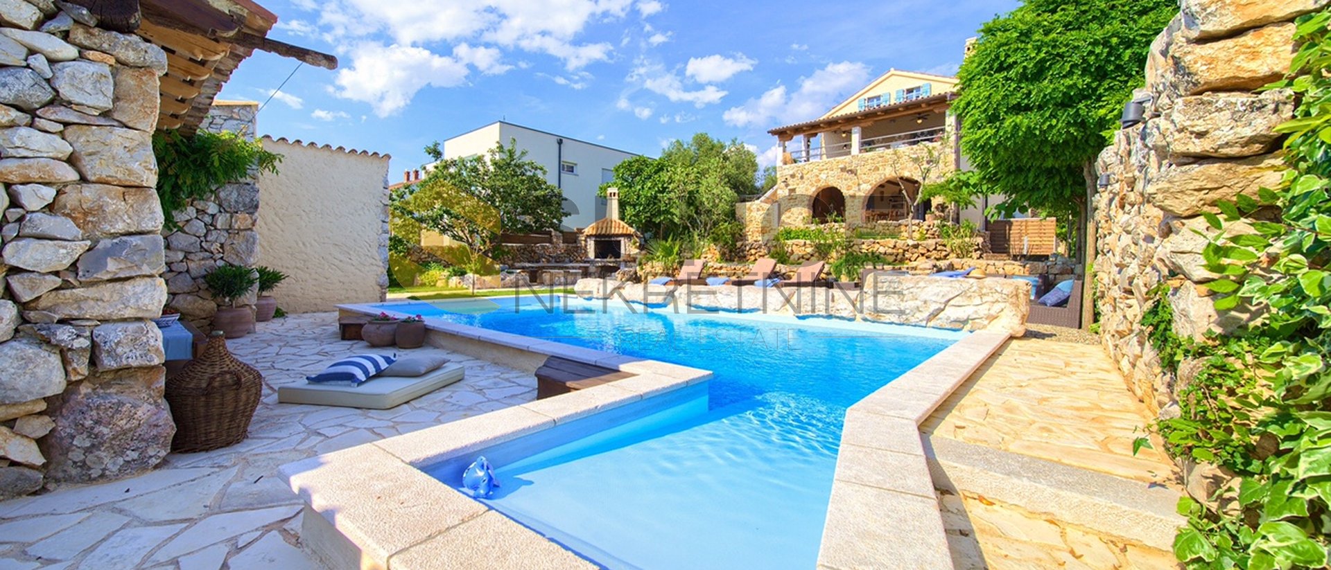 Malinska, beautiful rustic villa with swimming pool and open sea view!