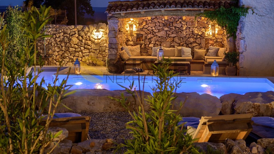 Malinska, schöne rustikale Villa mit Swimmingpool und offenem Meerblick!