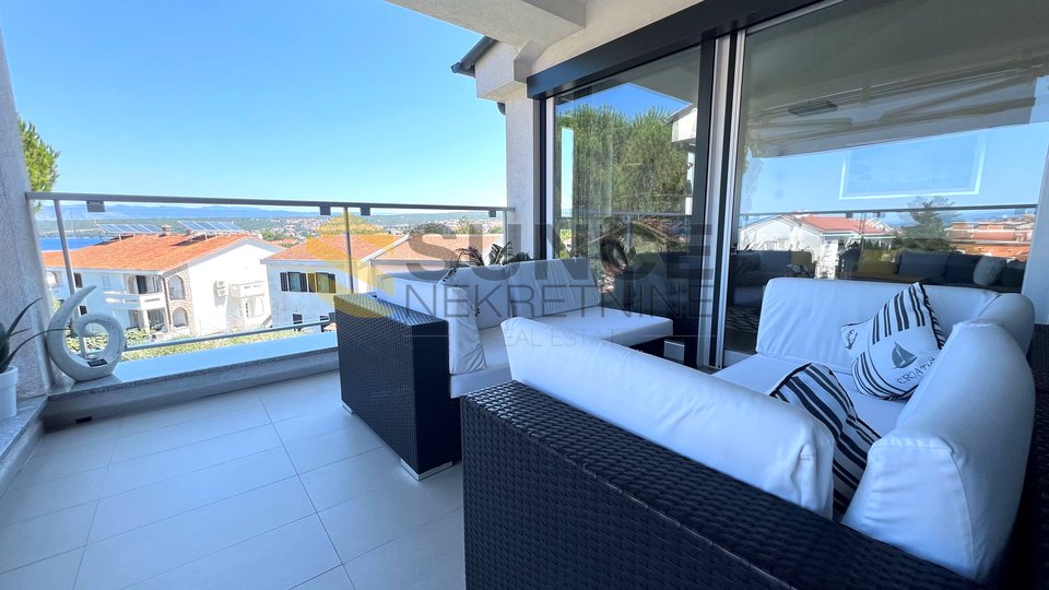 Malinska, surroundings modern apartment with its own garden near the sea!