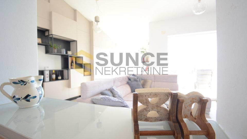 Stadt Krk, modern renovierte Wohnung mit Meerblick!