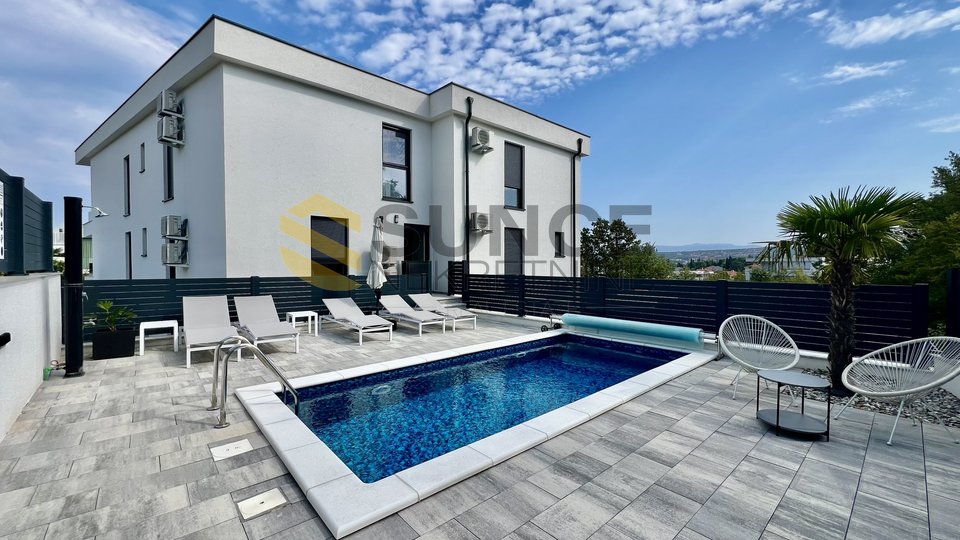 Malinska Vantačići möblierte Wohnung mit Aussicht und Pool!